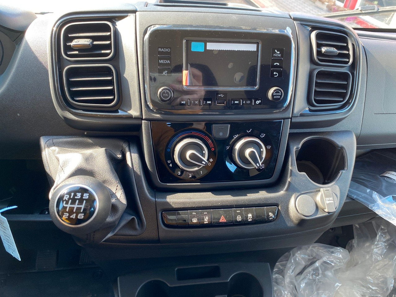 Peugeot BOXER CHDC L4 HEAVY PRITSCHE - Μικρό φορτηγό με καρότσα, Διπλοκάμπινο ελαφρύ επαγγελματικό: φωτογραφία 3 Peugeot BOXER CHDC L4 HEAVY PRITSCHE - Μικρό φορτηγό με καρότσα, Διπλοκάμπινο ελαφρύ επαγγελματικό: φωτογραφία 3