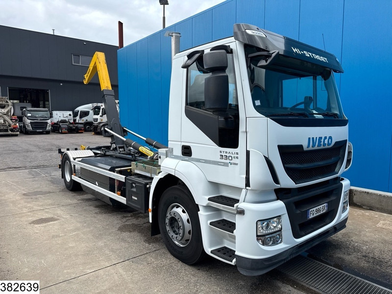 Iveco Stralis 330 CNG Unused, EURO 6, Retarder, Palfinger - Φορτηγό φόρτωσης γάντζου: φωτογραφία 3 Iveco Stralis 330 CNG Unused, EURO 6, Retarder, Palfinger - Φορτηγό φόρτωσης γάντζου: φωτογραφία 3