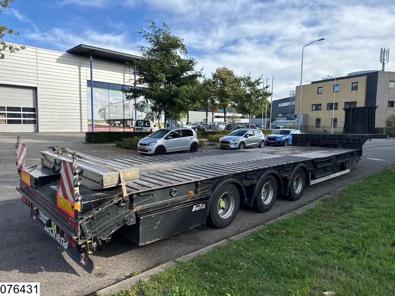 Lecinena Semie 42,000 kg, steering axle - Επικαθήμενο με χαμηλό δάπεδο: φωτογραφία 5 Lecinena Semie 42,000 kg, steering axle - Επικαθήμενο με χαμηλό δάπεδο: φωτογραφία 5