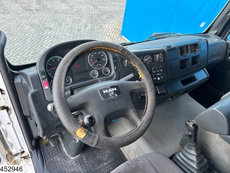 MAN TGA 35 390 8x4, Euro 3, Manual, steel suspension - Φορτηγό ανατρεπόμενο: φωτογραφία 5 MAN TGA 35 390 8x4, Euro 3, Manual, steel suspension - Φορτηγό ανατρεπόμενο: φωτογραφία 5