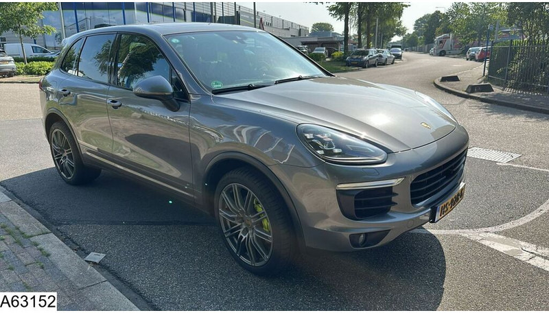 Porsche Cayenne Cayenne S E-Hybrid - Αυτοκίνητο: φωτογραφία 2 Porsche Cayenne Cayenne S E-Hybrid - Αυτοκίνητο: φωτογραφία 2