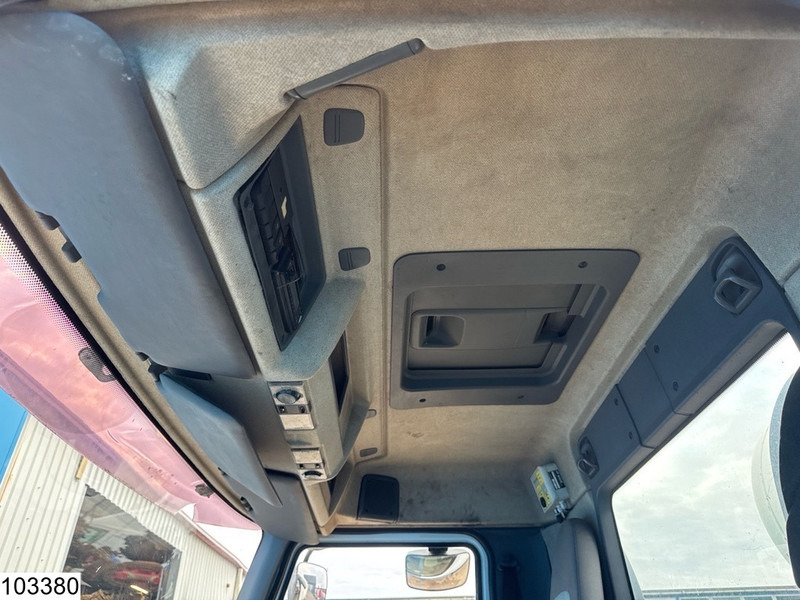 Μπετονιέρα φορτηγό Renault Kerax 370 8x4, EURO 3, Cifa, 9m3, Remote: φωτογραφία 9 Μπετονιέρα φορτηγό Renault Kerax 370 8x4, EURO 3, Cifa, 9m3, Remote: φωτογραφία 9