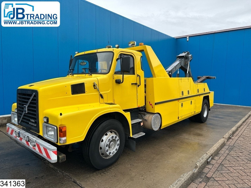 Volvo N 10 Wrecker, Steel suspension - Φορτηγό με γερανό: φωτογραφία 1 Volvo N 10 Wrecker, Steel suspension - Φορτηγό με γερανό: φωτογραφία 1
