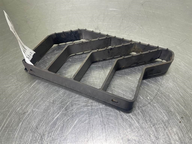 Ahlmann AS900-23119552-Stair panel/Trittstufen/Traptreden - Πλαίσιο/ Σασί για Κατασκευή μηχανήματα: φωτογραφία 3 Ahlmann AS900-23119552-Stair panel/Trittstufen/Traptreden - Πλαίσιο/ Σασί για Κατασκευή μηχανήματα: φωτογραφία 3