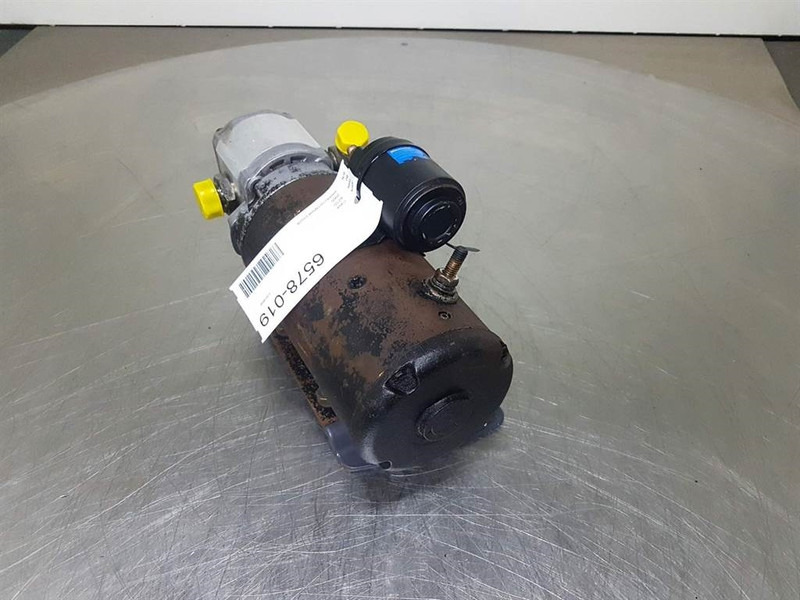 Case 621D-2200943-Haldex-Compact-/steering unit - Υδραυλικό για Κατασκευή μηχανήματα: φωτογραφία 2 Case 621D-2200943-Haldex-Compact-/steering unit - Υδραυλικό για Κατασκευή μηχανήματα: φωτογραφία 2