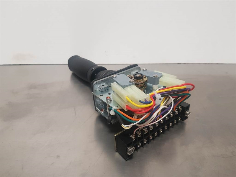 Genie 56773GT - Joystick/Steuergriff/Bedieningshendel - Ηλεκτρικό σύστημα για Κατασκευή μηχανήματα: φωτογραφία 4 Genie 56773GT - Joystick/Steuergriff/Bedieningshendel - Ηλεκτρικό σύστημα για Κατασκευή μηχανήματα: φωτογραφία 4