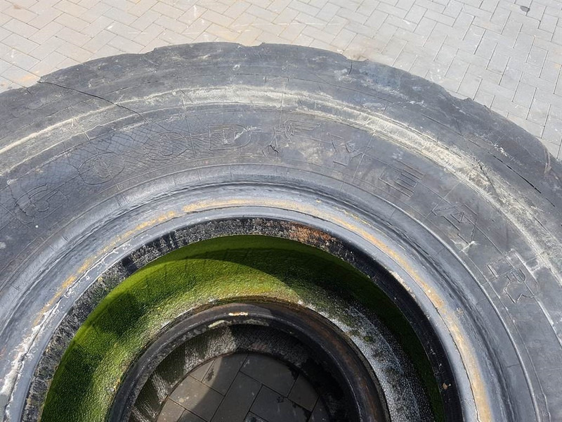 Goodyear 23.5-25 - Tyre/Reifen/Band - Ελαστικό για Κατασκευή μηχανήματα: φωτογραφία 3 Goodyear 23.5-25 - Tyre/Reifen/Band - Ελαστικό για Κατασκευή μηχανήματα: φωτογραφία 3