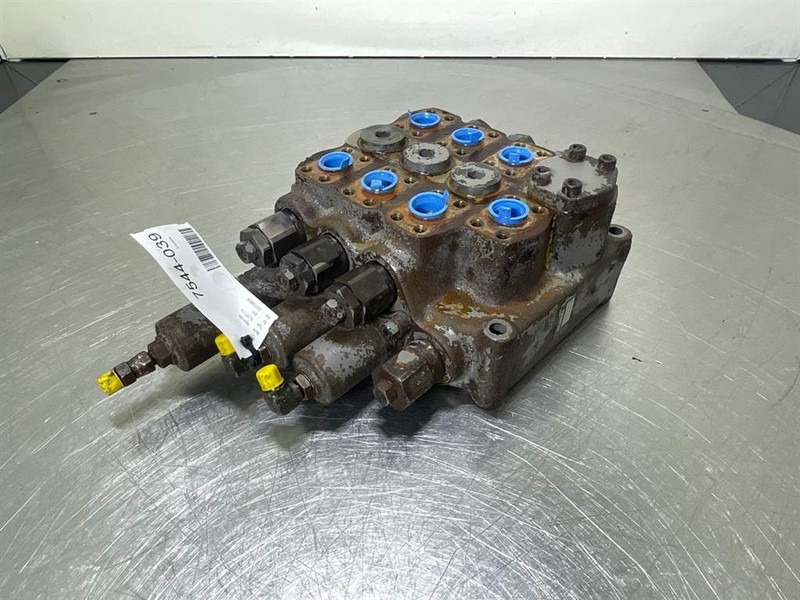 Hyundai HL757-7A-31LD-00030-WA28D7D7F1-57-Valve/Ventile - Υδραυλικό για Κατασκευή μηχανήματα: φωτογραφία 1 Hyundai HL757-7A-31LD-00030-WA28D7D7F1-57-Valve/Ventile - Υδραυλικό για Κατασκευή μηχανήματα: φωτογραφία 1