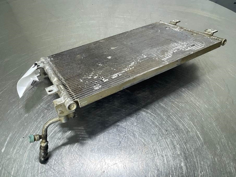 Hyundai HL757-7A-A2W01133-Airco condenser/Klimakondensator - Πλαίσιο/ Σασί για Κατασκευή μηχανήματα: φωτογραφία 3 Hyundai HL757-7A-A2W01133-Airco condenser/Klimakondensator - Πλαίσιο/ Σασί για Κατασκευή μηχανήματα: φωτογραφία 3