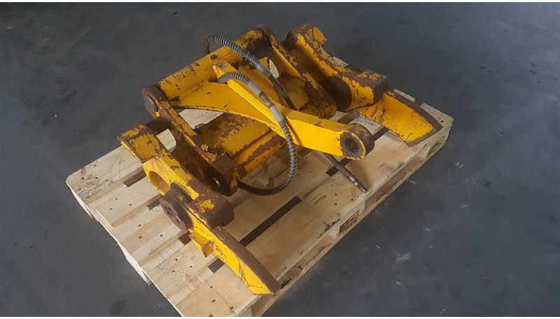 JCB 409 - Quick coupler/Schnellwechsler/Snelwissel - Ταχυσύνδεσμος: φωτογραφία 1 JCB 409 - Quick coupler/Schnellwechsler/Snelwissel - Ταχυσύνδεσμος: φωτογραφία 1