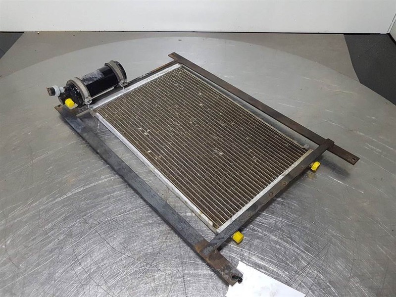 JCB 416 HT-Airco condenser/Klimakondensator/Koeler - Πλαίσιο/ Σασί για Κατασκευή μηχανήματα: φωτογραφία 2 JCB 416 HT-Airco condenser/Klimakondensator/Koeler - Πλαίσιο/ Σασί για Κατασκευή μηχανήματα: φωτογραφία 2