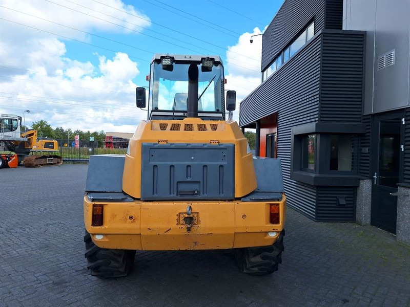 Liebherr L522 - Ελαστιχοφόρος φορτωτής: φωτογραφία 3 Liebherr L522 - Ελαστιχοφόρος φορτωτής: φωτογραφία 3