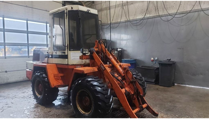 Schaeff SKL 832 (For parts) - Ελαστιχοφόρος φορτωτής: φωτογραφία 3 Schaeff SKL 832 (For parts) - Ελαστιχοφόρος φορτωτής: φωτογραφία 3