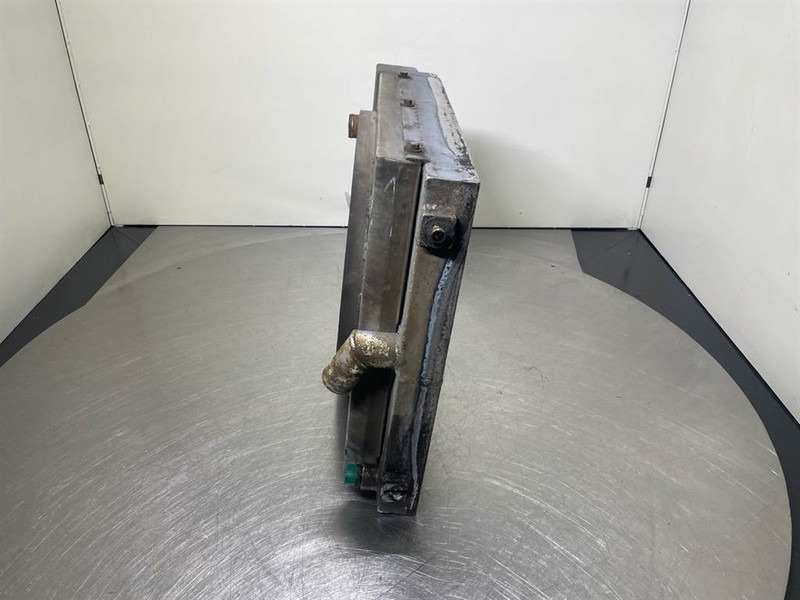 Schaeff SKL843-5010660860/5010663023-Cooler/Kühler/Koeler - Κινητήρας για Κατασκευή μηχανήματα: φωτογραφία 2 Schaeff SKL843-5010660860/5010663023-Cooler/Kühler/Koeler - Κινητήρας για Κατασκευή μηχανήματα: φωτογραφία 2