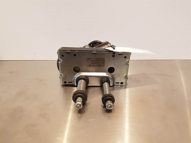 Terex TL/SKL-5388665416-OSLV-Wiper motor/Wischermotor - Ηλεκτρικό σύστημα για Κατασκευή μηχανήματα: φωτογραφία 1 Terex TL/SKL-5388665416-OSLV-Wiper motor/Wischermotor - Ηλεκτρικό σύστημα για Κατασκευή μηχανήματα: φωτογραφία 1