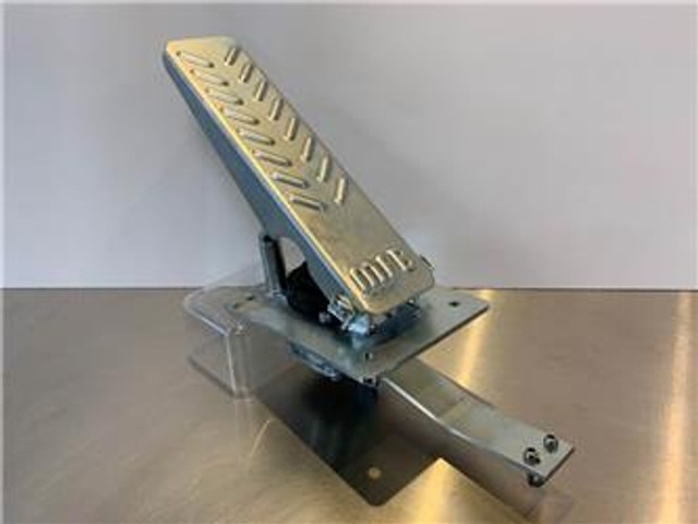 Terex TL/SKL/SKS-5692609966-Gas pedal - Καμπίνα και εσωτερικό για Κατασκευή μηχανήματα: φωτογραφία 1 Terex TL/SKL/SKS-5692609966-Gas pedal - Καμπίνα και εσωτερικό για Κατασκευή μηχανήματα: φωτογραφία 1