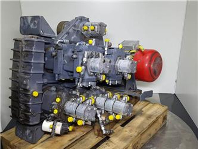 Vögele SUPER 1600/1603/1800/1803- 2031320 -Transmission - Κιβώτιο ταχυτήτων και ανταλλακτικά για Κατασκευή μηχανήματα: φωτογραφία 1 Vögele SUPER 1600/1603/1800/1803- 2031320 -Transmission - Κιβώτιο ταχυτήτων και ανταλλακτικά για Κατασκευή μηχανήματα: φωτογραφία 1
