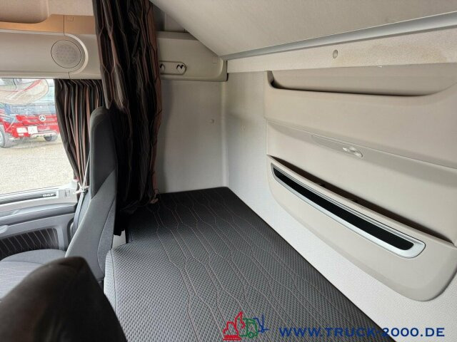 DAF XF 480 FT Super Space Cab 2 Betten + Kühlschrank - Τράκτορας: φωτογραφία 4 DAF XF 480 FT Super Space Cab 2 Betten + Kühlschrank - Τράκτορας: φωτογραφία 4