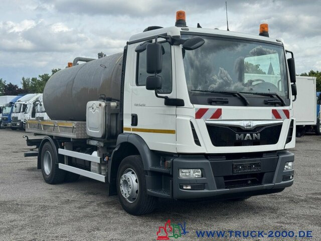 MAN TGM 15.250 Fäkalien- Saugwagen 8.000 Liter Klima - Όχημα εκκένωσης βόθρων: φωτογραφία 5 MAN TGM 15.250 Fäkalien- Saugwagen 8.000 Liter Klima - Όχημα εκκένωσης βόθρων: φωτογραφία 5