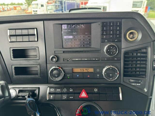 Mercedes-Benz Actros 1846 Giga Space 2Betten Kühlschrank Klima - Τράκτορας: φωτογραφία 5 Mercedes-Benz Actros 1846 Giga Space 2Betten Kühlschrank Klima - Τράκτορας: φωτογραφία 5