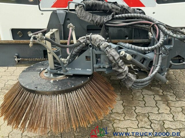 Σάρωθρο δρόμων Schmidt MFH 5500 3 Besen + Hochdruckreiniger mit Lanze: φωτογραφία 11