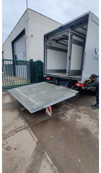 Dhollandia Tailgate / Loadboard / Laadklep / Achtersluitklep 2000 kg MBB / Palfinger / B.A.R. Cargolift - Υδραυλική πόρτα: φωτογραφία 1 Dhollandia Tailgate / Loadboard / Laadklep / Achtersluitklep 2000 kg MBB / Palfinger / B.A.R. Cargolift - Υδραυλική πόρτα: φωτογραφία 1