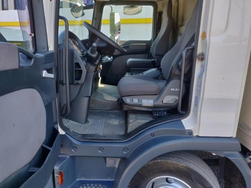 MAN TGL 12.210 Automaat euro4 - Φορτηγό κόφα: φωτογραφία 5 MAN TGL 12.210 Automaat euro4 - Φορτηγό κόφα: φωτογραφία 5