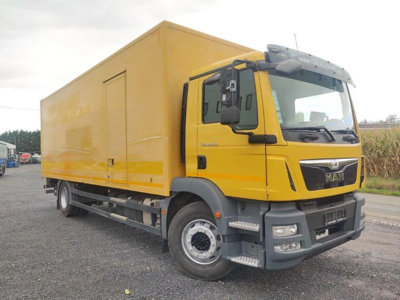MAN TGM 18.250 Euro 6 boxtruck - Φορτηγό κόφα: φωτογραφία 2 MAN TGM 18.250 Euro 6 boxtruck - Φορτηγό κόφα: φωτογραφία 2