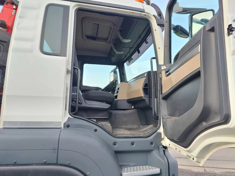 Φορτηγό ανατρεπόμενο, Φορτηγό με γερανό MAN TGS 35.500 Tridem 8x4 Euro6 Kipper Kraan Fassi F365: φωτογραφία 20