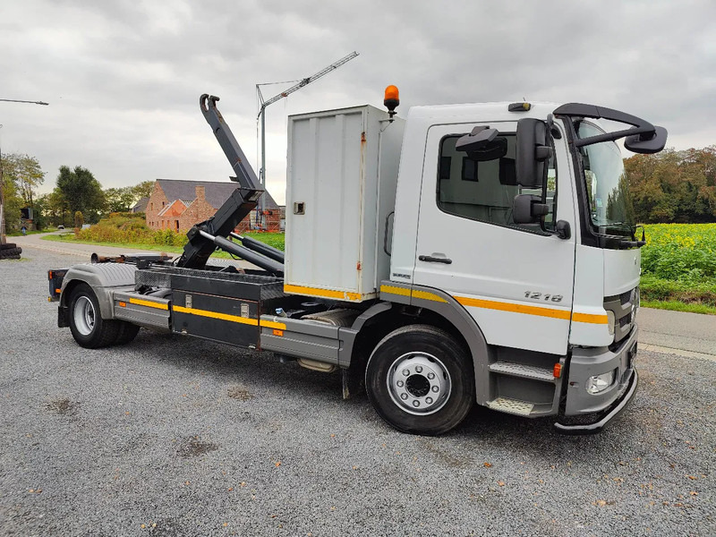 Mercedes-Benz Atego 1218 Containersystem / Hooklift Hyvalift - Φορτηγό φόρτωσης γάντζου: φωτογραφία 2 Mercedes-Benz Atego 1218 Containersystem / Hooklift Hyvalift - Φορτηγό φόρτωσης γάντζου: φωτογραφία 2