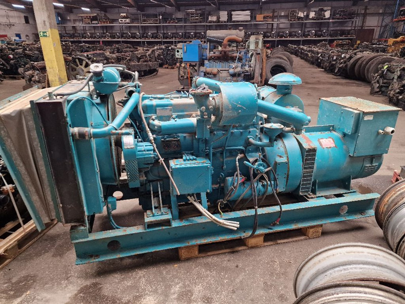 DAF 825 TURBO - Ανταλλακτικό: φωτογραφία 2 DAF 825 TURBO - Ανταλλακτικό: φωτογραφία 2