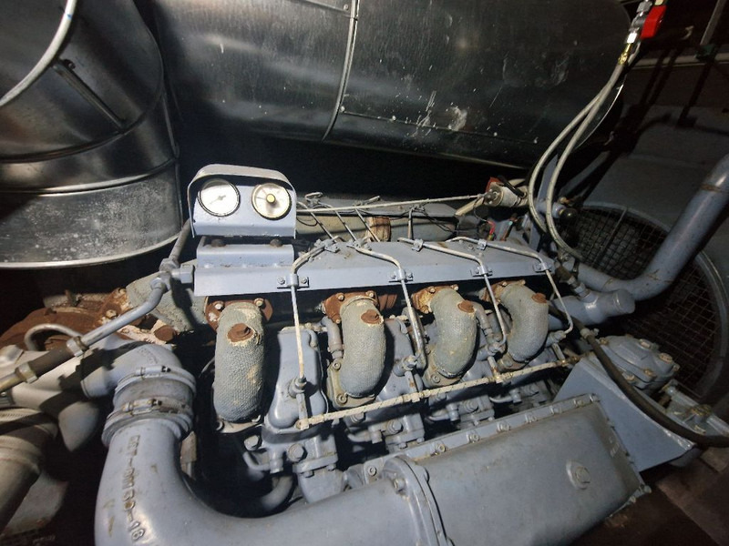 Hanomag HENSCHEL 8V1516AC - Βιομηχανική γεννήτρια: φωτογραφία 4 Hanomag HENSCHEL 8V1516AC - Βιομηχανική γεννήτρια: φωτογραφία 4