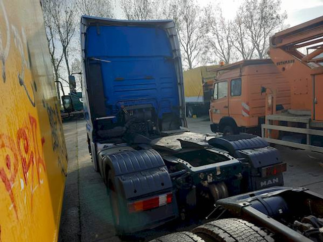 MAN TGA 18.480 - Τράκτορας: φωτογραφία 4 MAN TGA 18.480 - Τράκτορας: φωτογραφία 4