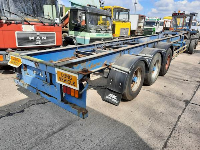 MC ELVANEY MOTORS LTD 40FT - Επικαθήμενο μεταφοράς εμπορευματοκιβωτίων/ Κινητό αμάξωμα: φωτογραφία 1 MC ELVANEY MOTORS LTD 40FT - Επικαθήμενο μεταφοράς εμπορευματοκιβωτίων/ Κινητό αμάξωμα: φωτογραφία 1