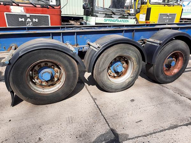 MC ELVANEY MOTORS LTD 40FT - Επικαθήμενο μεταφοράς εμπορευματοκιβωτίων/ Κινητό αμάξωμα: φωτογραφία 3 MC ELVANEY MOTORS LTD 40FT - Επικαθήμενο μεταφοράς εμπορευματοκιβωτίων/ Κινητό αμάξωμα: φωτογραφία 3