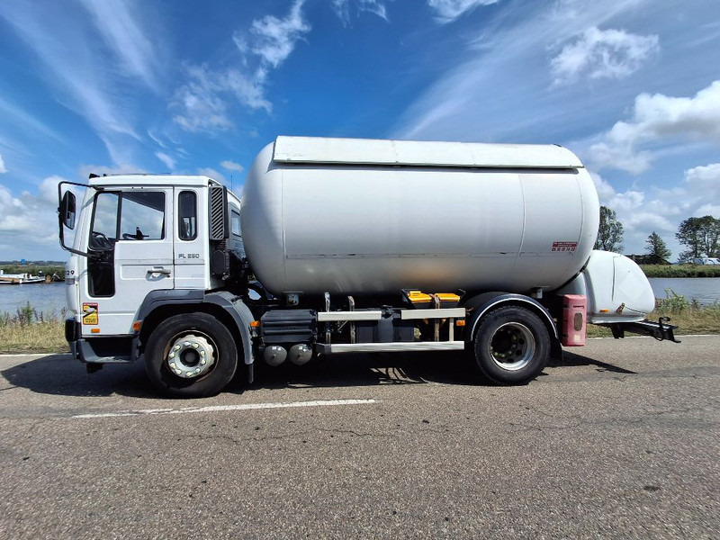 Volvo FL 250 GAS / LPG - Φορτηγό βυτιοφόρο: φωτογραφία 4 Volvo FL 250 GAS / LPG - Φορτηγό βυτιοφόρο: φωτογραφία 4