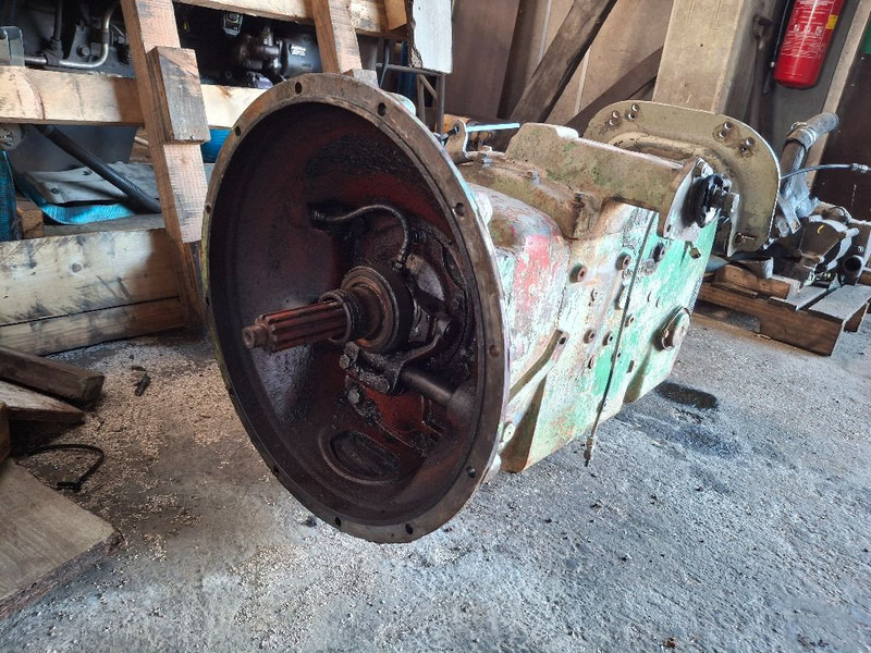 Volvo SR62 - Κιβώτιο ταχυτήτων: φωτογραφία 1 Volvo SR62 - Κιβώτιο ταχυτήτων: φωτογραφία 1