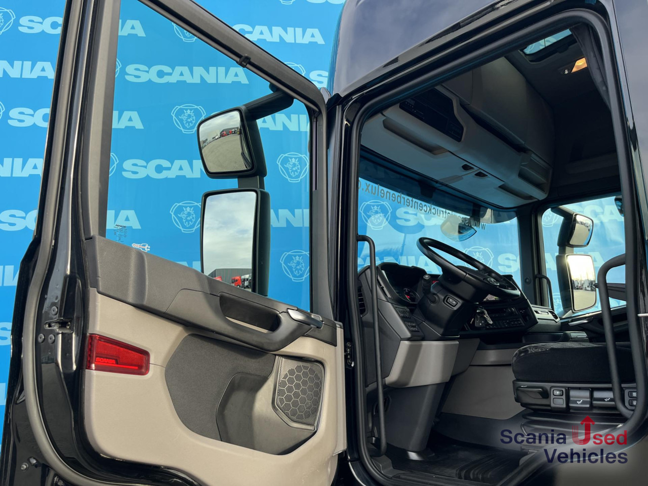 SCANIA G 360 A4x2NB HYBRID ! DIFF-L FULL AIR 8T LED NAVI - Τράκτορας: φωτογραφία 2 SCANIA G 360 A4x2NB HYBRID ! DIFF-L FULL AIR 8T LED NAVI - Τράκτορας: φωτογραφία 2