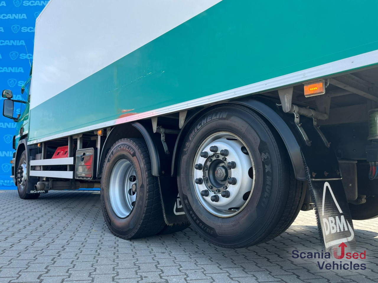 Φορτηγό κόφα SCANIA P 320 DB6x2*4MNB RETARDER FULL AIR 8T TAIL LIFT 2T: φωτογραφία 15