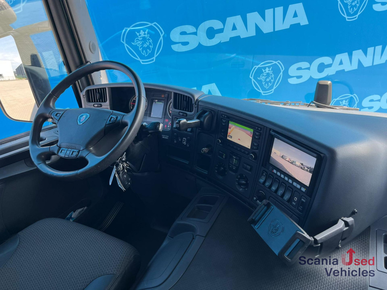 Φορτηγό κόφα SCANIA P 320 DB6x2*4MNB RETARDER FULL AIR 8T TAIL LIFT 2T: φωτογραφία 13