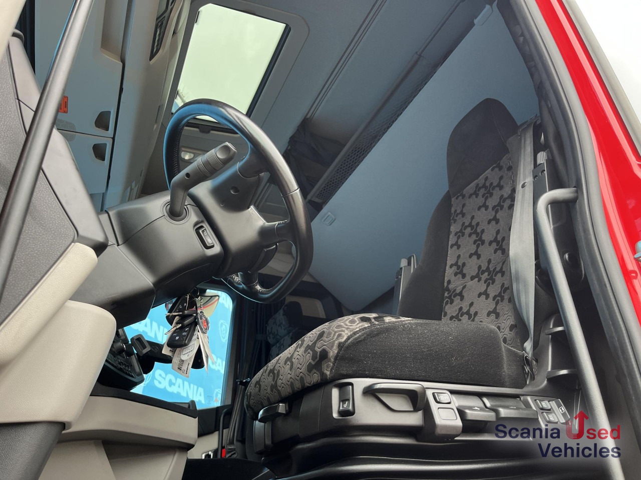 SCANIA R 410 A4x2NA RETARDER LED NAVI - Τράκτορας: φωτογραφία 2 SCANIA R 410 A4x2NA RETARDER LED NAVI - Τράκτορας: φωτογραφία 2