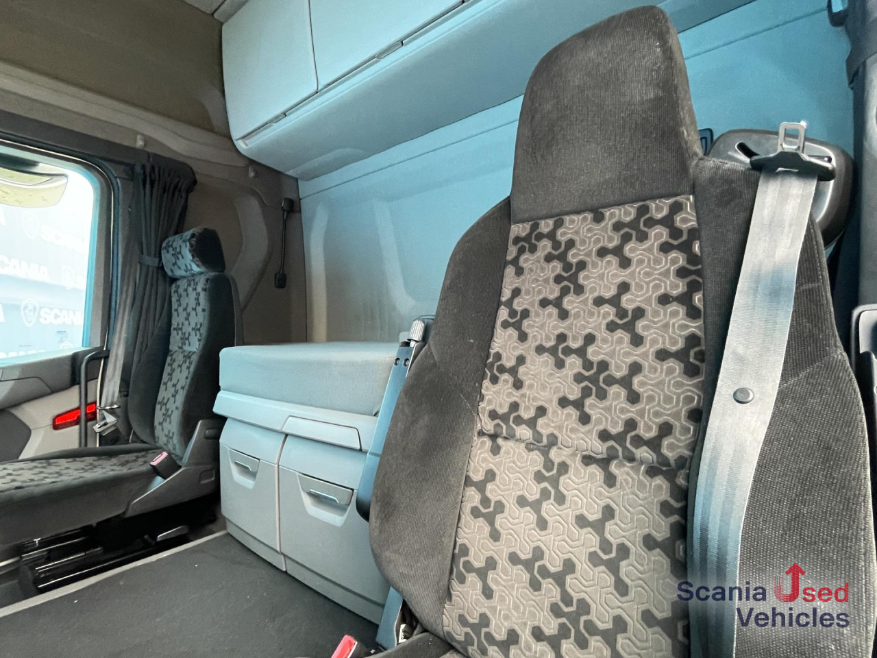 SCANIA R 450 A4x2NA DIFF LOCK RETARDER ACC NAVI - Τράκτορας: φωτογραφία 4 SCANIA R 450 A4x2NA DIFF LOCK RETARDER ACC NAVI - Τράκτορας: φωτογραφία 4