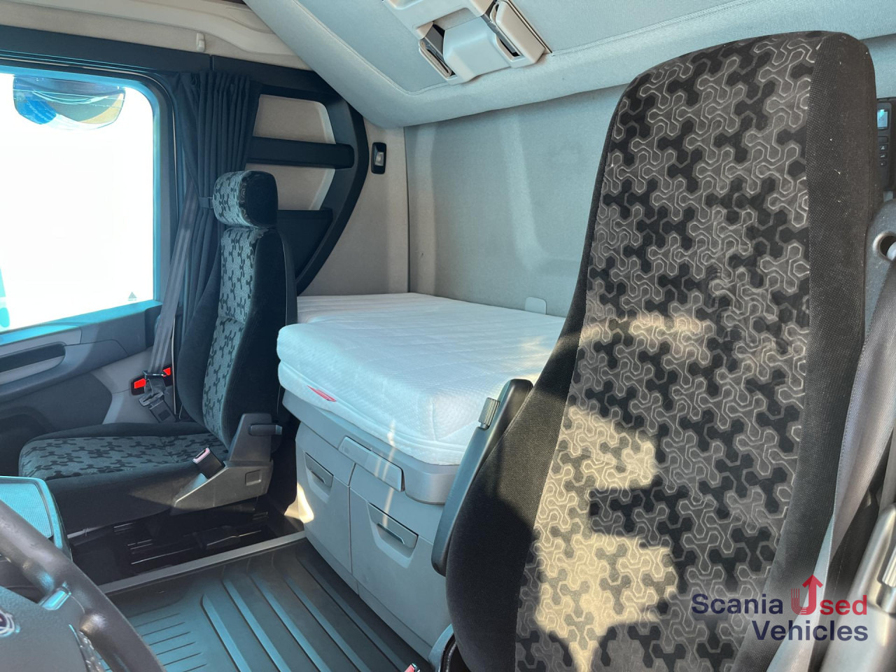 SCANIA R 450 A4x2NA RETARDER 8T DIFF-L SMART2 - Τράκτορας: φωτογραφία 2 SCANIA R 450 A4x2NA RETARDER 8T DIFF-L SMART2 - Τράκτορας: φωτογραφία 2