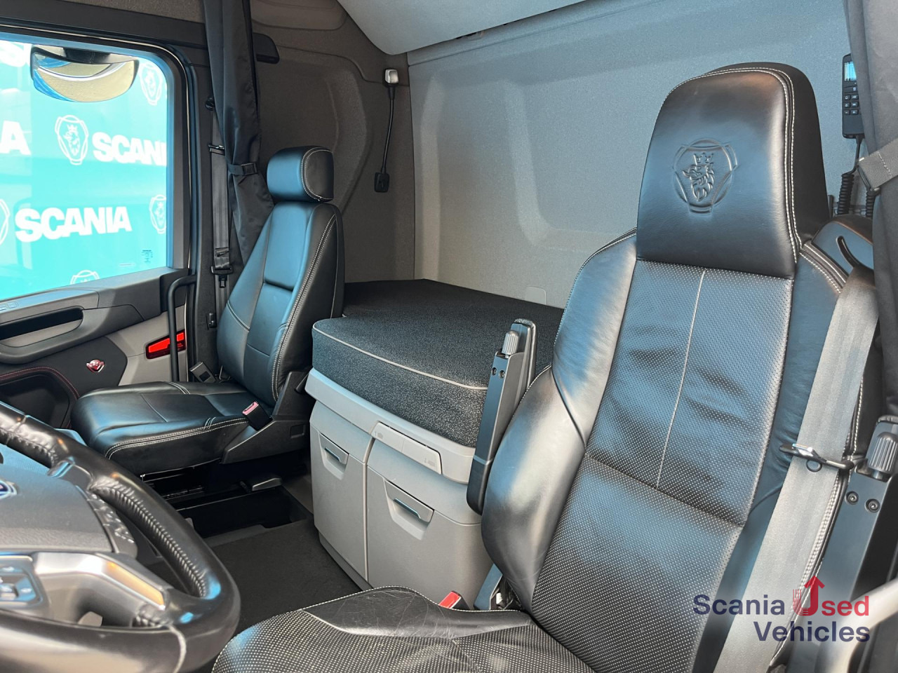 SCANIA S 590 A4x2NA V8 RETARDER DIFF-L 8T NAVI LED ALCOA - Τράκτορας: φωτογραφία 5 SCANIA S 590 A4x2NA V8 RETARDER DIFF-L 8T NAVI LED ALCOA - Τράκτορας: φωτογραφία 5