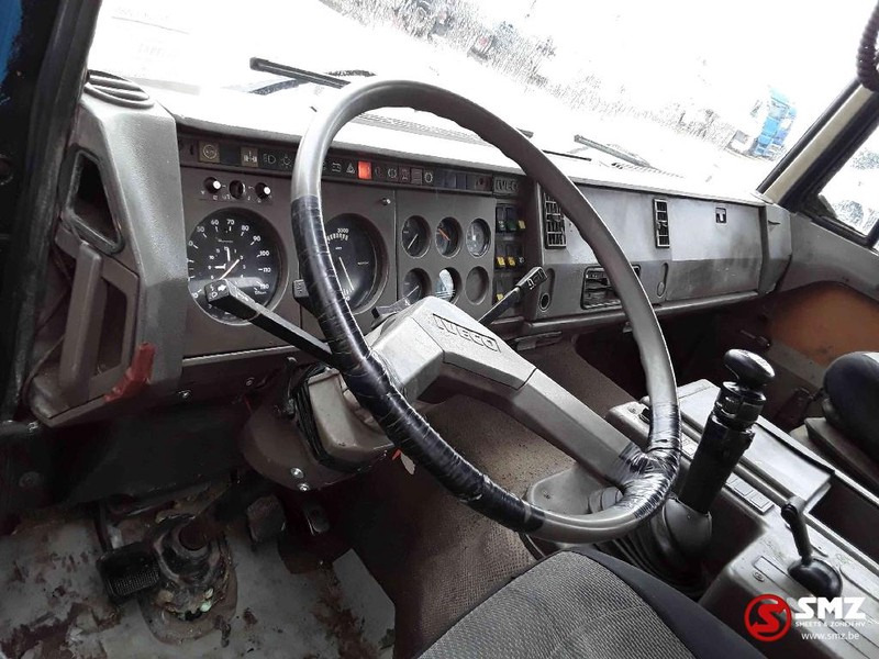 Φορτηγό ανατρεπόμενο, Φορτηγό με γερανό Iveco 190.26 190 E 26 watercooled: φωτογραφία 7