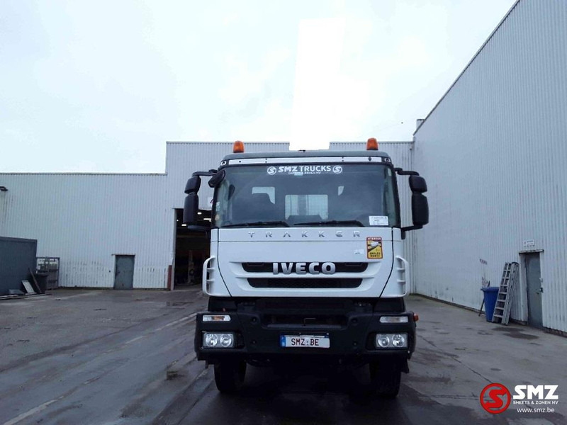 Iveco Trakker 360 6x4 manual chassis - Φορτηγό με ανοιχτή καρότσα, Φορτηγό με γερανό: φωτογραφία 2 Iveco Trakker 360 6x4 manual chassis - Φορτηγό με ανοιχτή καρότσα, Φορτηγό με γερανό: φωτογραφία 2
