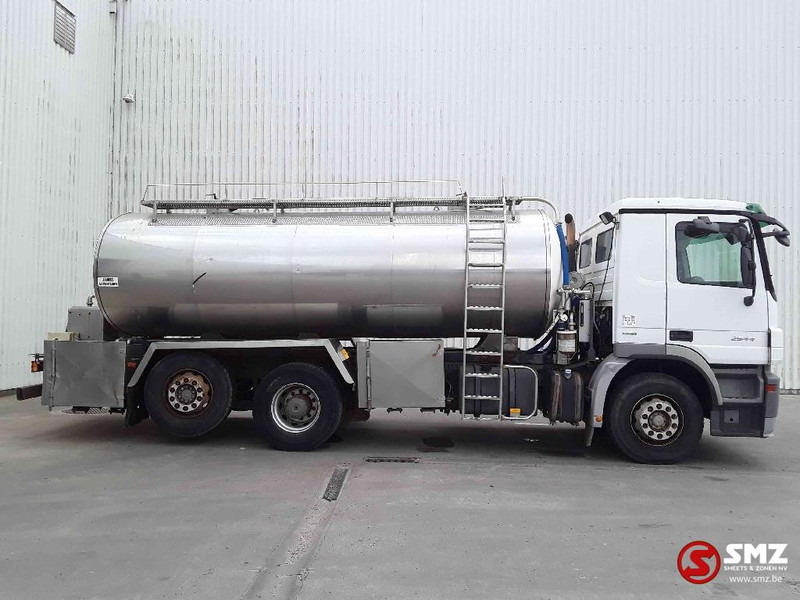 Mercedes-Benz Actros 2544 inox tank - 15.000 liter - retarder - Φορτηγό βυτιοφόρο: φωτογραφία 4 Mercedes-Benz Actros 2544 inox tank - 15.000 liter - retarder - Φορτηγό βυτιοφόρο: φωτογραφία 4