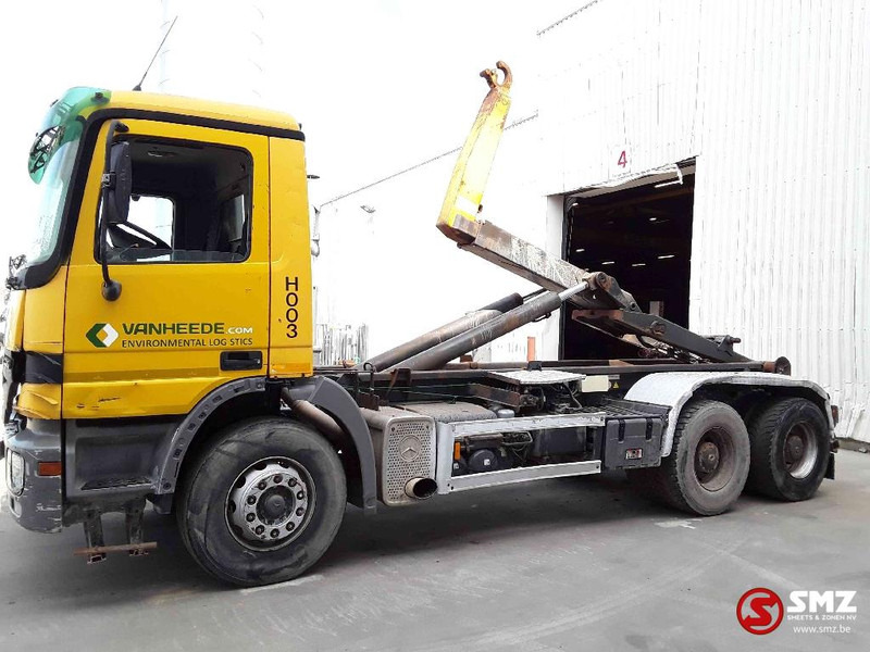 Mercedes-Benz Actros 2636 6x4 lames steel 3x - Φορτηγό μεταφοράς εμπορευματοκιβωτίων/ Κινητό αμάξωμα: φωτογραφία 5 Mercedes-Benz Actros 2636 6x4 lames steel 3x - Φορτηγό μεταφοράς εμπορευματοκιβωτίων/ Κινητό αμάξωμα: φωτογραφία 5