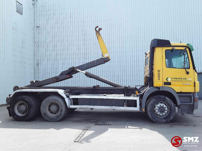 Mercedes-Benz Actros 2636 6x4 lames steel 3x - Φορτηγό μεταφοράς εμπορευματοκιβωτίων/ Κινητό αμάξωμα: φωτογραφία 4 Mercedes-Benz Actros 2636 6x4 lames steel 3x - Φορτηγό μεταφοράς εμπορευματοκιβωτίων/ Κινητό αμάξωμα: φωτογραφία 4