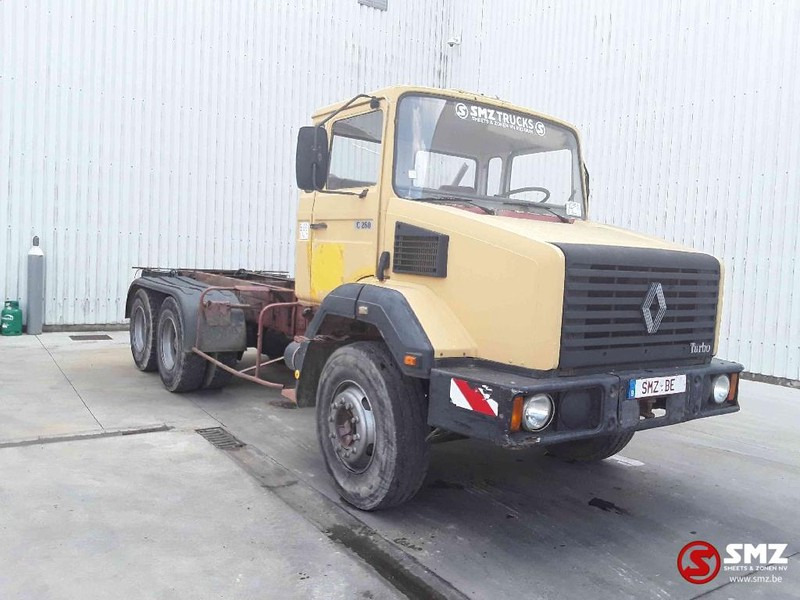 Renault C 260 no CBH francais - Φορτηγό σασί: φωτογραφία 1 Renault C 260 no CBH francais - Φορτηγό σασί: φωτογραφία 1